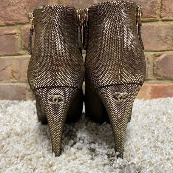 Chanel Gold Metallic Cap Toe Ankle Bootie Size 38.5 - Picture 5 of 11